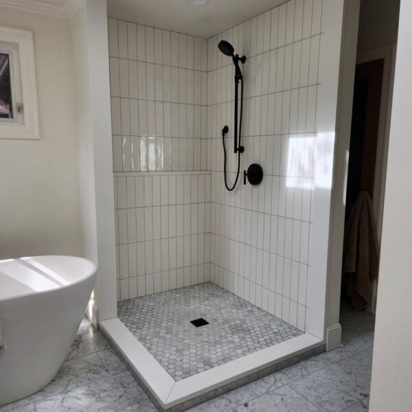 Shower area fully tiled – modern design with sleek and durable tile finishes.